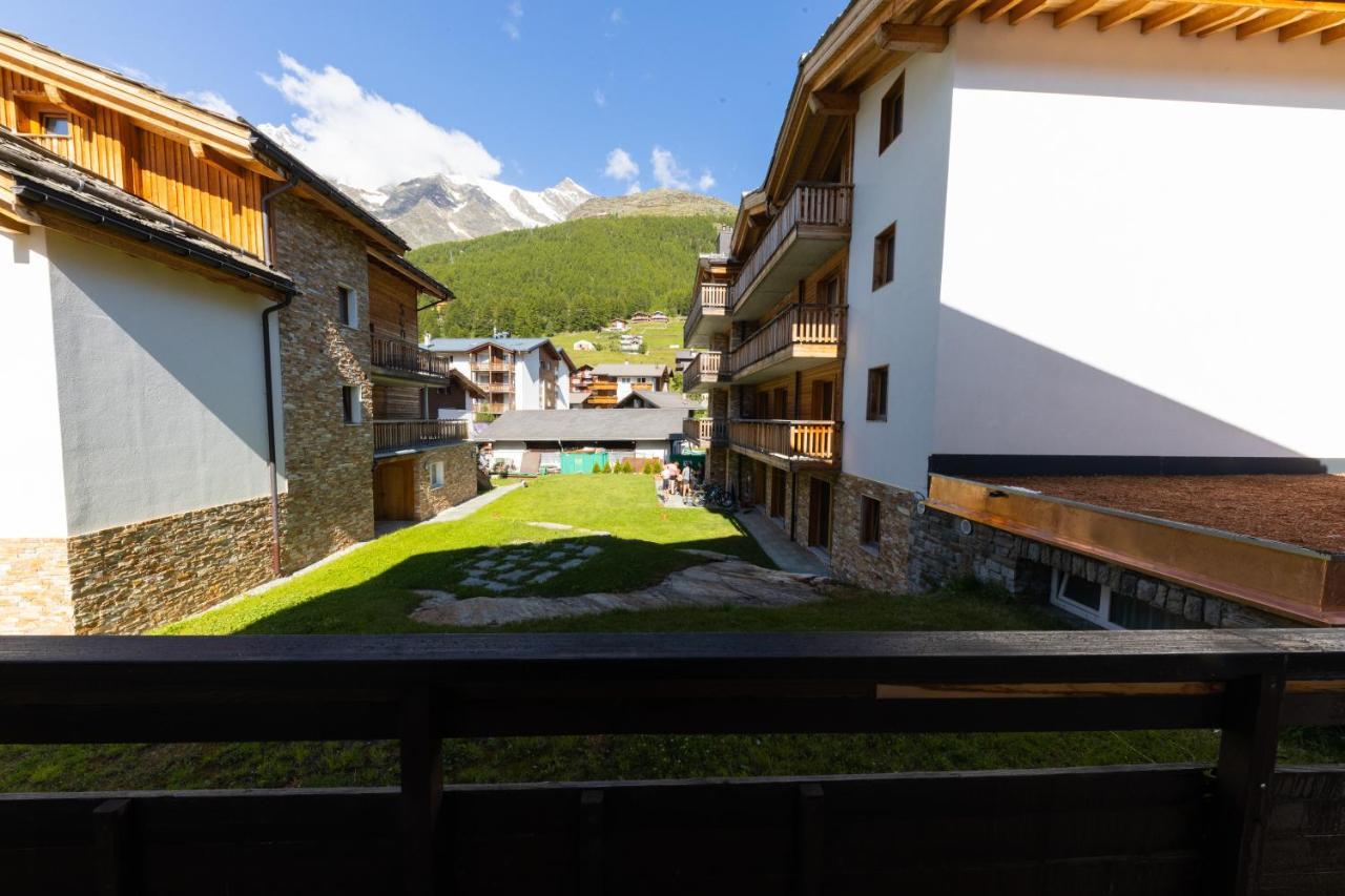 サース フェーHaus Slalomアパートメント エクステリア 写真