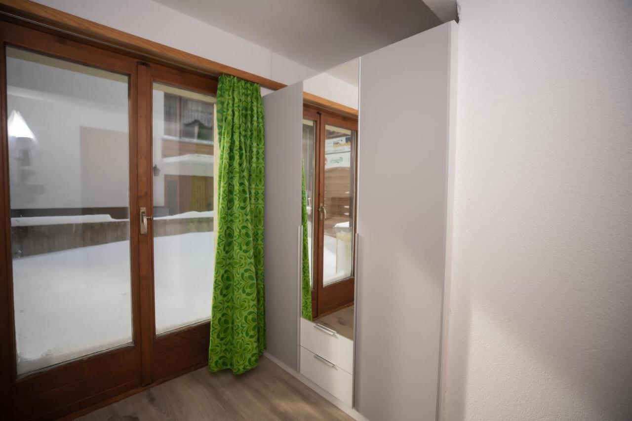 サース フェーHaus Slalomアパートメント エクステリア 写真