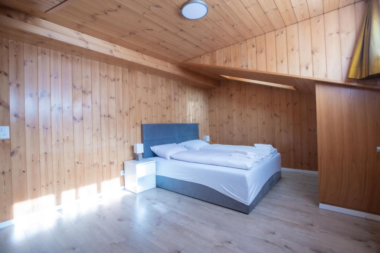 サース フェーHaus Slalomアパートメント エクステリア 写真